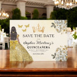 Reserve A Data Floral Dourado Salve a Data Aniversário Quinceaner<br><div class="desc">Anuncie seu dia especial com o cartão Floral Dourado Salve a Data Quinceañera. Este elegante design apresenta sotaques florais de ouro luxuosos que exaltam sofisticação e charme. Perfeito para dar o tom para a sua próxima quinceañera, esta salva a data combina um toque de beleza real com elegância eterno. Os...</div>