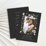 Reserve A Data Flores Botânicas Escuras | Código de foto e QR<br><div class="desc">Esse casamento certeiro que salva os cartões de data apresentam um quadro ilustrado, colorido, cor-de-rosa, laranja, roxo e branco e folhas verdes ao redor de sua foto pessoal, em uma cinza de carvão negro / fundo preto. A parte de trás do cartão tem espaço para mais informações sobre o seu...</div>