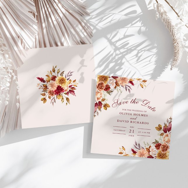 Reserve A Data Flores Selvagens Casamento Terracota Laranja Queim (Modern Burnt Orange Terracotta Wildflowers Wedding Save The Date on a sunny white table.)