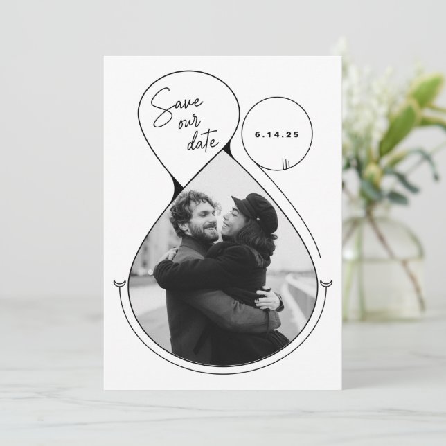 Reserve A Data Foto Branca Preta de Arte Contemporânea Exclusiva (Em pé/Frente)