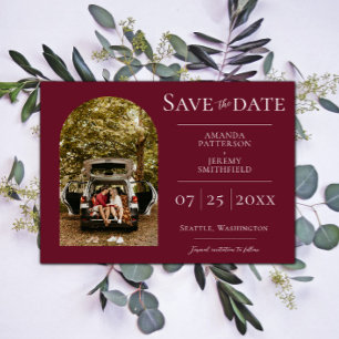 Reserve A Data Foto de Arco Simples Salve a Data Vinho Vermelho