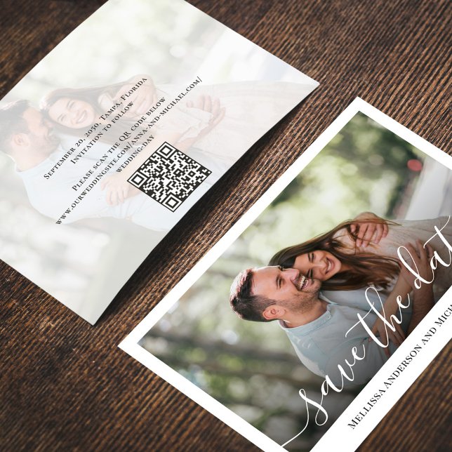 Reserve A Data Foto de casamento legante Salvar a data (Wedding save-the-date photo card with a scannable QR code. )