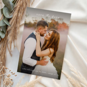 Reserve A Data Foto de casamento simples com sangria total