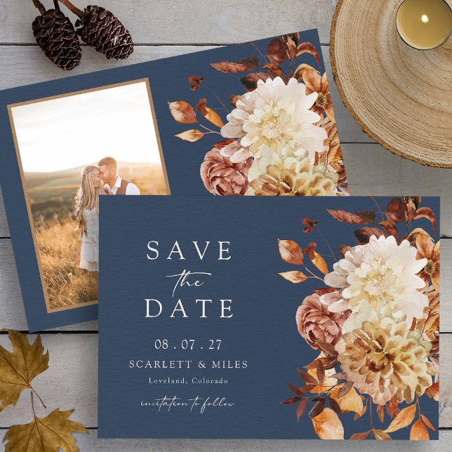 Reserve A Data Foto de Outono da Marinha (Watercolor Navy Blue Autumn Floral with Photo Save The Date by Painted Paperie
)