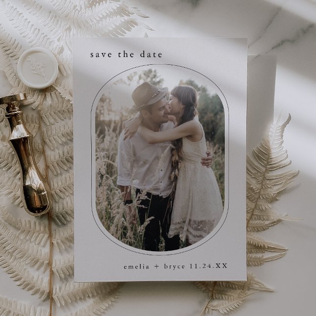 Reserve A Data Foto de Oval Rústica da EMELIA Simples Casamento M (EMELIA Rustic Oval Photo Simple Modern Wedding Save The Date)