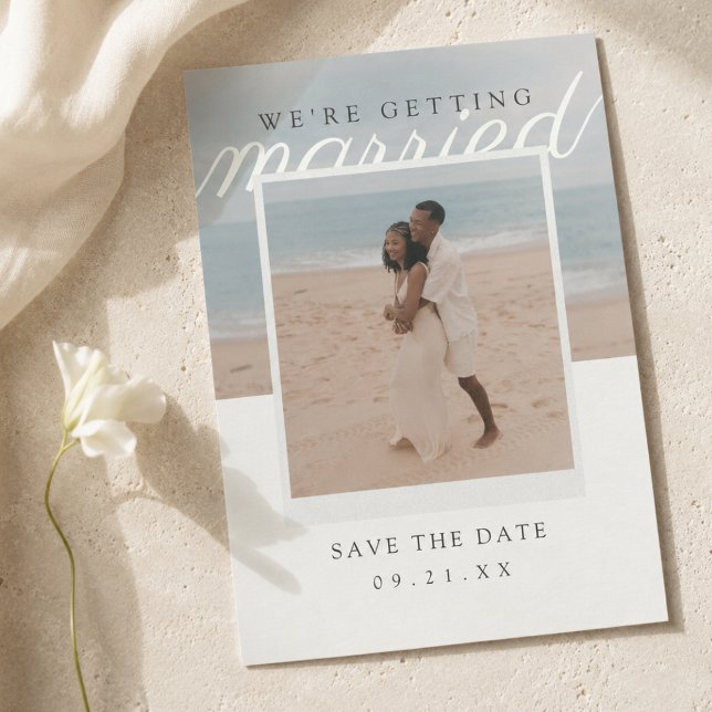 Reserve A Data Foto Editorial de Estamos Nos Casando (We’re Getting Married Editorial Photo Save The Date)