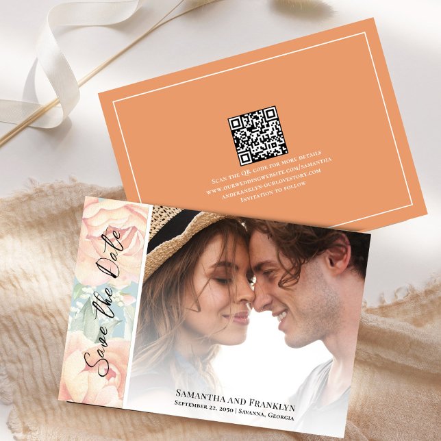 Reserve A Data Foto Floral de Foto Elegante (Peach floral wedding save the date photo card.)