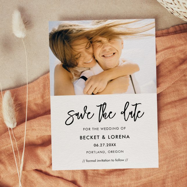 Reserve A Data Foto moderna contemporânea (Criador carregado)