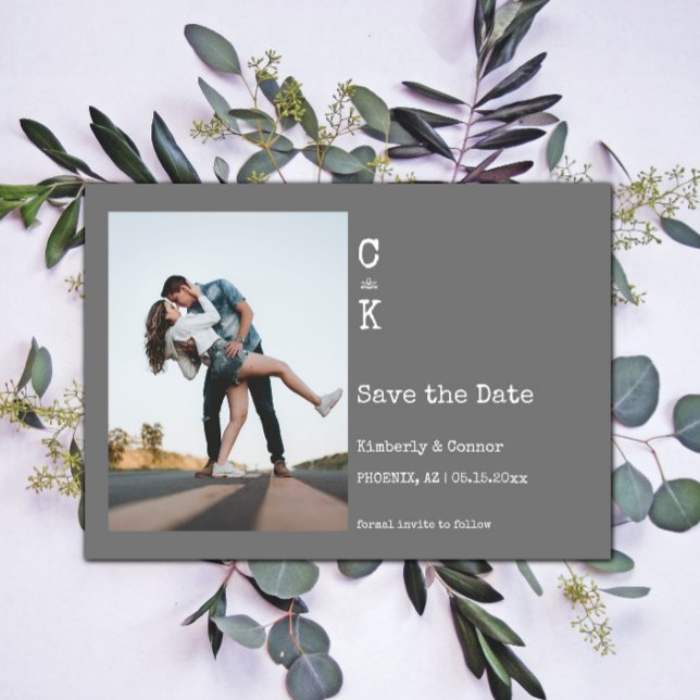 Reserve A Data Foto Monograma Minimalista Cinza (Gray Minimalist Monogram Photo Save the Date)