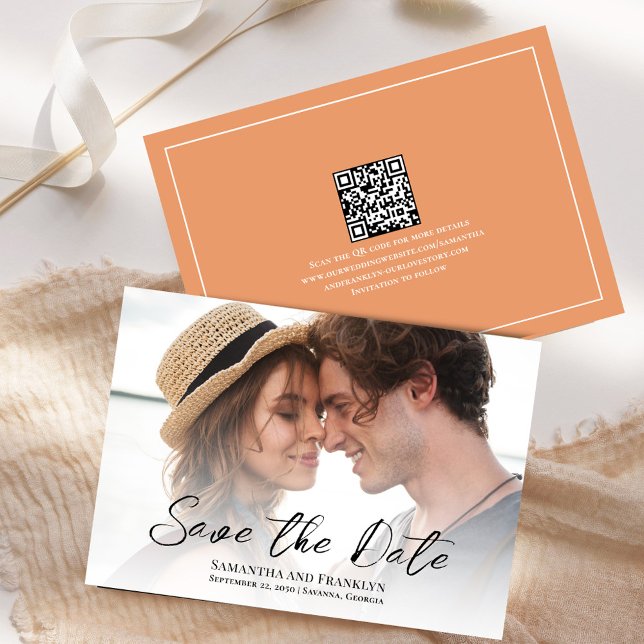 Reserve A Data Foto simples de casamento elegante (Wedding save the date photo card with peach background. )