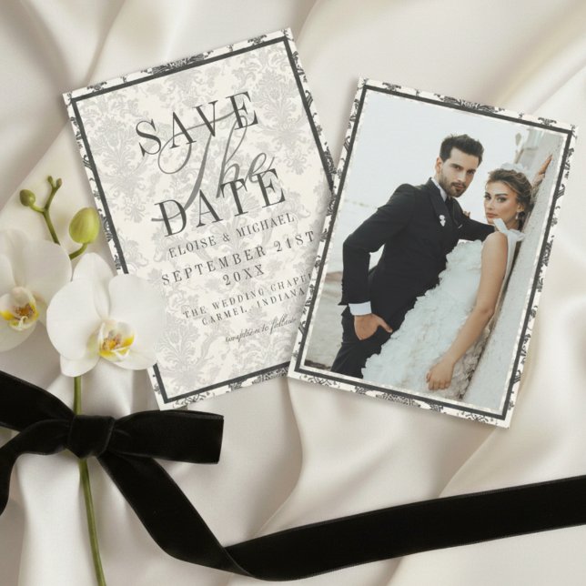 Reserve A Data Fotos de Casamento com Padrão Rococó de Damasco em (Classic Ivory Damask Rococo Pattern Photo Wedding Save The Date)