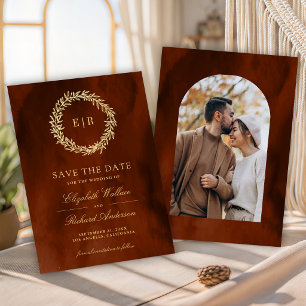 Reserve A Data Fotos de casamento com ramo de folhas douradas em