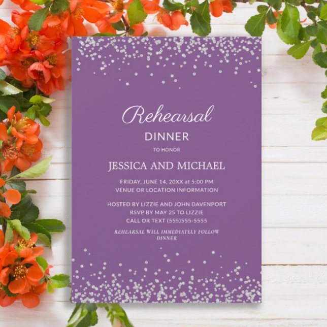 Reserve A Data Jantar de Ensaio de Casamento com Brilho Prateado  (Purple wedding rehearsal dinner invitation with silver glitter)