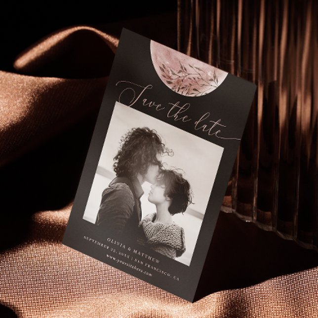 Reserve A Data Lua Mística | Foto Cósmica Preta Elegante de Casam (Criador carregado)