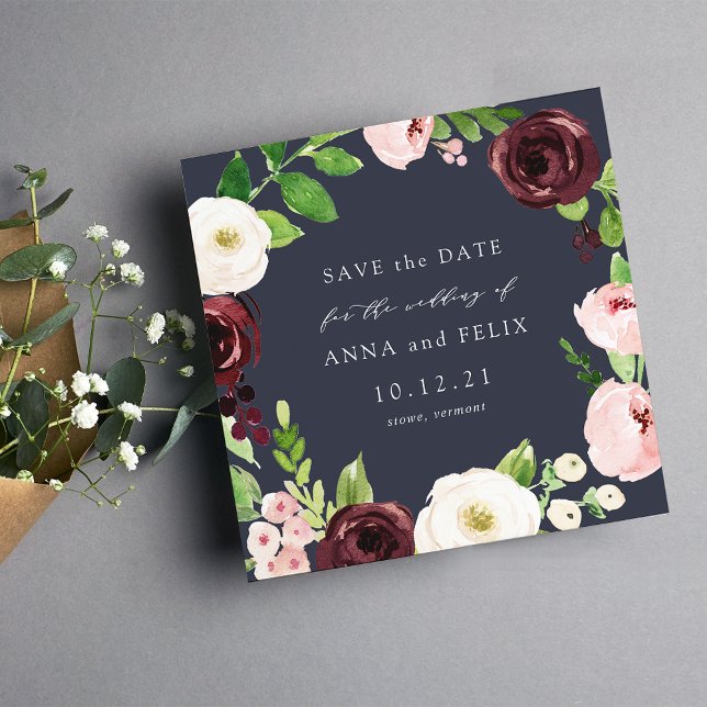 Reserve A Data Midnight Romance Square Save the Date Card (Criador carregado)