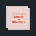 Reserve A Data Minimalista Rosa Pastel Laranja Retro Foto Casamen<br><div class="desc">Anuncie seu dia especial com este Cartão de Salve o Dia Rosa e Laranja Moderno. Perfeito para casais que amam um design ousado, porém minimalista, ele apresenta sua foto no verso. Com um fundo rosa suave e tipografia laranja vibrante, este cartão combina elegância divertida com uma estética moderna para definir...</div>