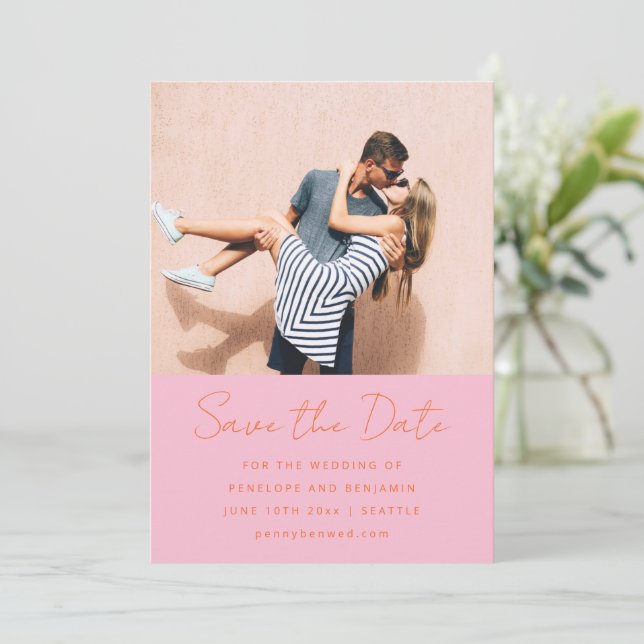 Reserve A Data Modern Handwritten Pink Orange Wedding Photo (Em pé/Frente)