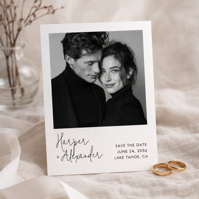 Reserve A Data Modern Script Polaroid Photo Wedding Save the Date (Criador carregado)