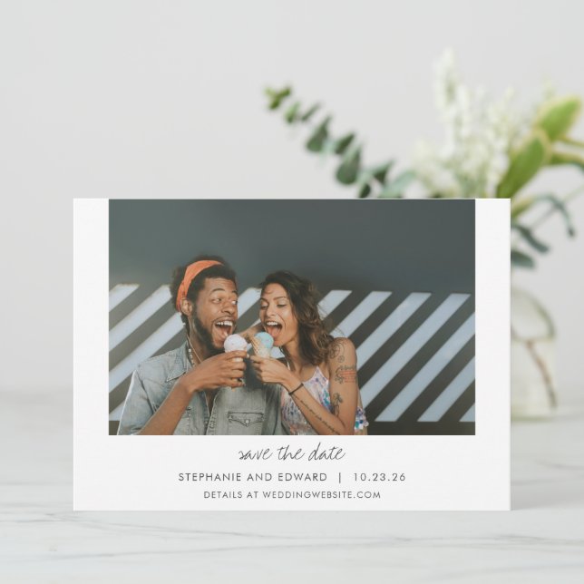 Reserve A Data Nomes de Casamento Modernos Casal Foto Branco Mini (Em pé/Frente)