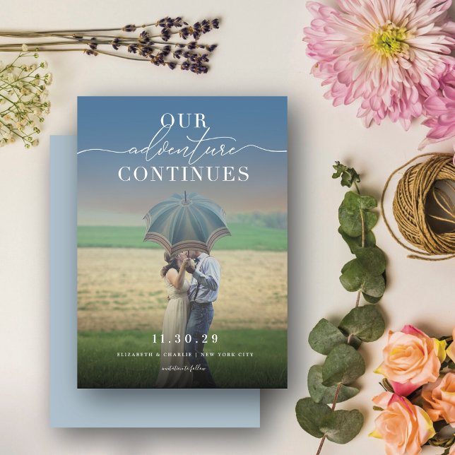 Reserve A Data Nossa Aventura Continua Foto do Script Clássico Ch (Criador carregado)