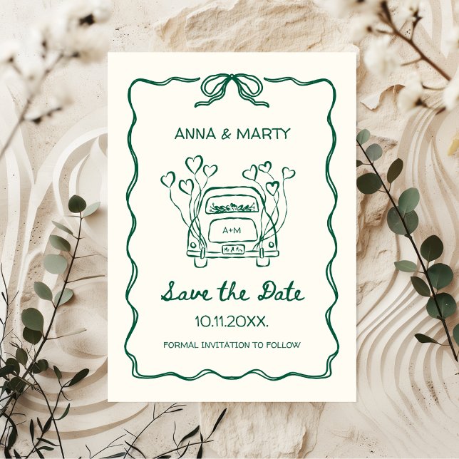 Reserve A Data Retro Desenhado à Mão Verde Sage Bow Único Carro d (Unique Funky Quirky Hand-drawn Green Save the Date with Hand-illustrated Wedding Car and handwriting)