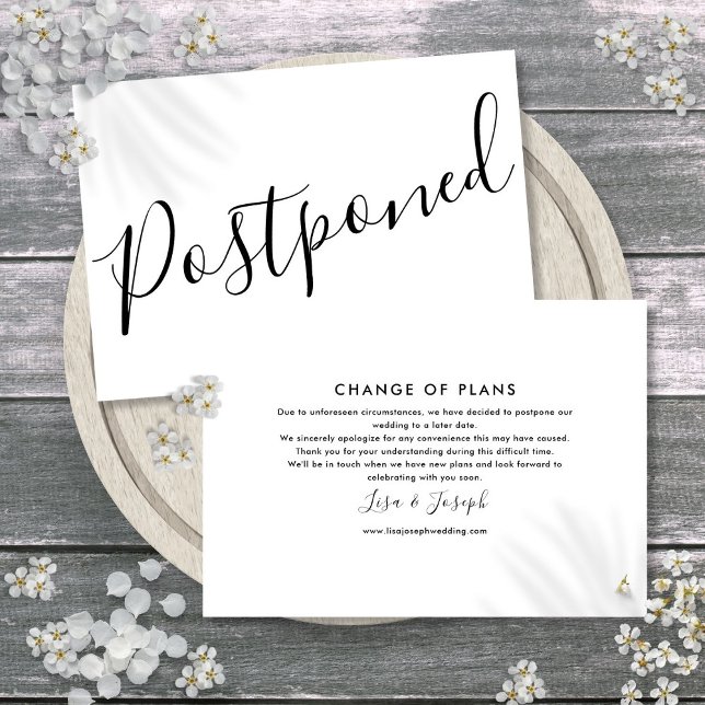 Reserve A Data Script Elegante Simples Preto e Branco Adiado (Simple Black and White Postponed Elegant Script Save The Date)
