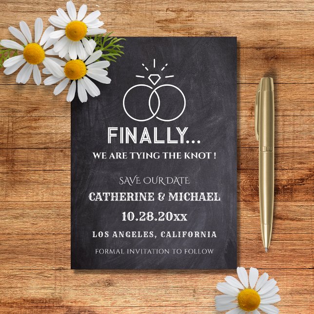 Reserve A Data Tendência de Anéis de Diamante do Conselho de Giz  (Criador carregado)