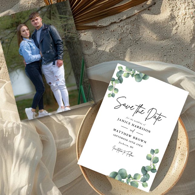 Reserve A Data Verde Botânico Rústico de Eucalipto Foto de Casame (Rustic eucalyptus greenery photo save the date adds natural charm and showcases your love story.)