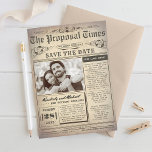 Reserve A Data Vintage Newspaper Único Salvar a Foto da Data<br><div class="desc">Notícias extras! Estilo de jornal clássico engraçado e exclusivo para salvar os cartões com fotos de data.</div>