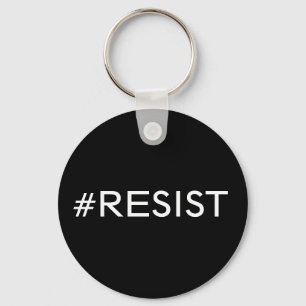 #Resist, texto branco no chaveiro preto