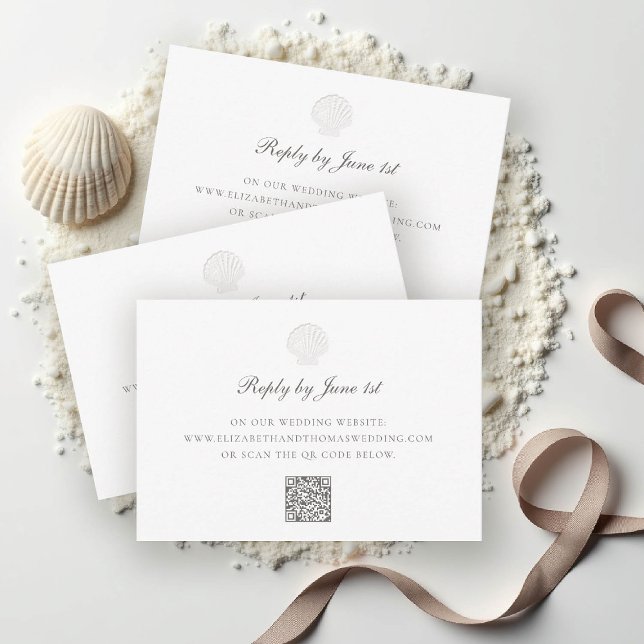 Resposta de Casamento Pura QR do Shell Costeiro Ná (nautical wedding rsvp reply coastal modern classic formal traditional shell white elegant)