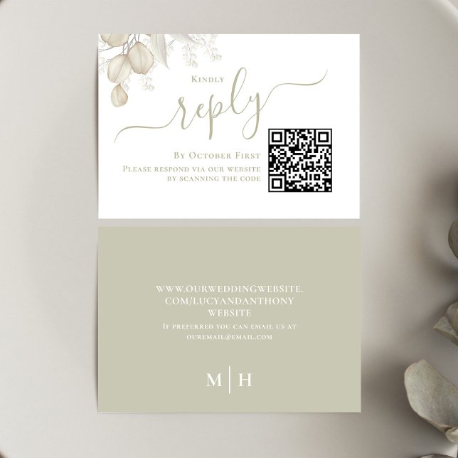 Resposta RSVP de Casamento Verde Elegante (Simple Wedding reply card with a sage green background and QR code template.)