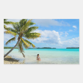 Retangular Mulher sob um adesivo de retângulo de palmeira