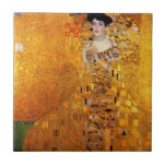 Retrato de Adele Bloch-Bauer de Gustav Klimt<br><div class="desc">Gustav Klimt - Retrato de Adele Bloch-Bauer 1907. Localização anterior desta pintura: anteriormente Österreichische Galerie no palácio de Belvedere, em Viena. Esta pintura foi vendida por $135 milhões para Ronald S. Lauder, em 2006, que trouxe para sua Neue Galerie em Nova Iorque. Naquela época, era a pintura mais cara já...</div>