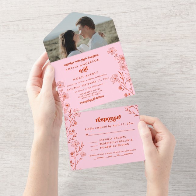 Retro Boho Floral Tudo Em Um Convite De Casamento (Aba destacável)