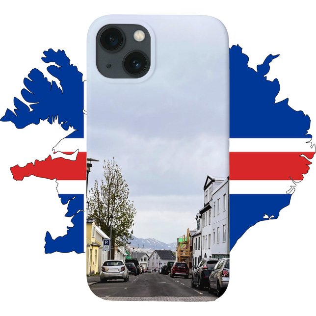 Reykjavik, Islândia Street Scene Photo (A phone case featuring a street scene in Reykjavik, Iceland)
