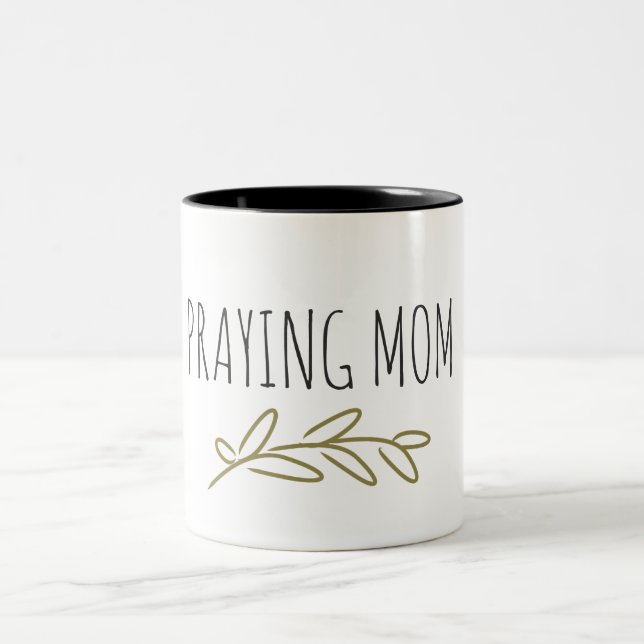 Rezando para a mãe, duas caneca de café (Centro)