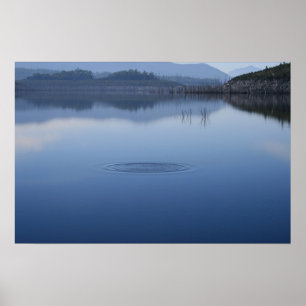 Ripple em Água Estática - Poster