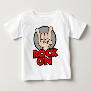 Rocha na camisa do bebê