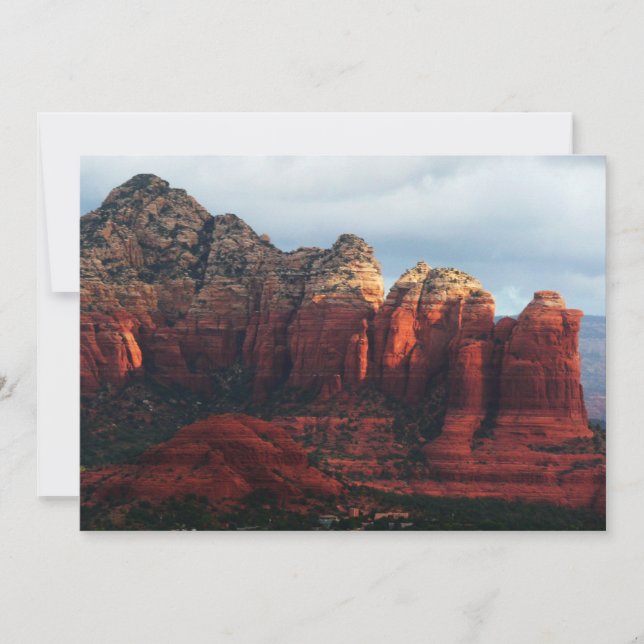 Rocha Pote de café nublado em Sedona Arizona (Frente)