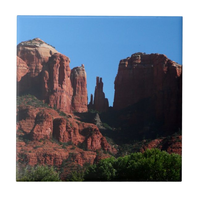 Rochas da Catedral em Sedona Arizona Monumento (Frente)