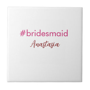 Rosa claro de hashtag Bridesmaid adiciona nome tri