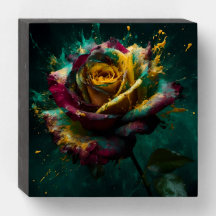 Rosa de Baccara Verde Amarelo Enigmático