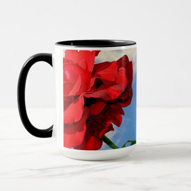 Rosa Don Juan com uma caneca azul (Esquerda)
