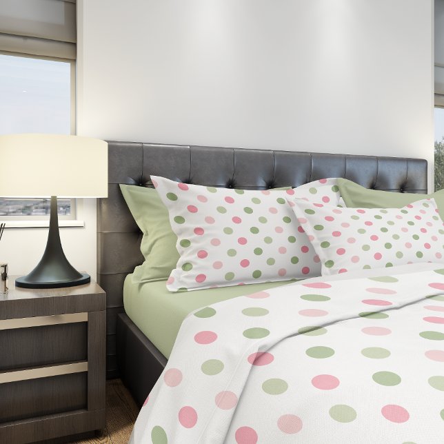 Rosa e Verde Sage Pastel com Bolinhas (Pink & Sage Green Pastel Polka Dot Pillow Case)