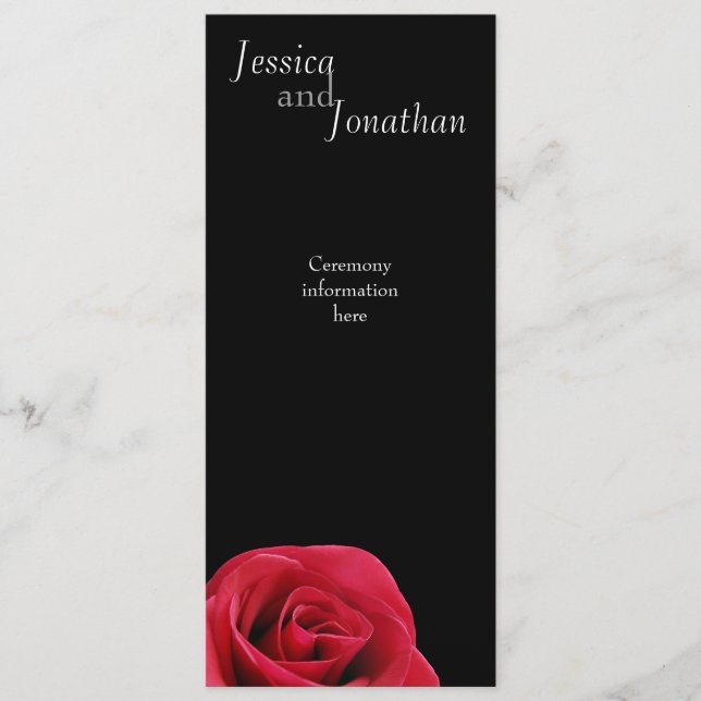 Rosa vermelha na placa de programa preta (Frente)