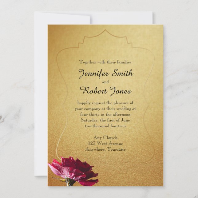 Rosa vermelha sobre o Convite ao Casamento Dourado (Frente)