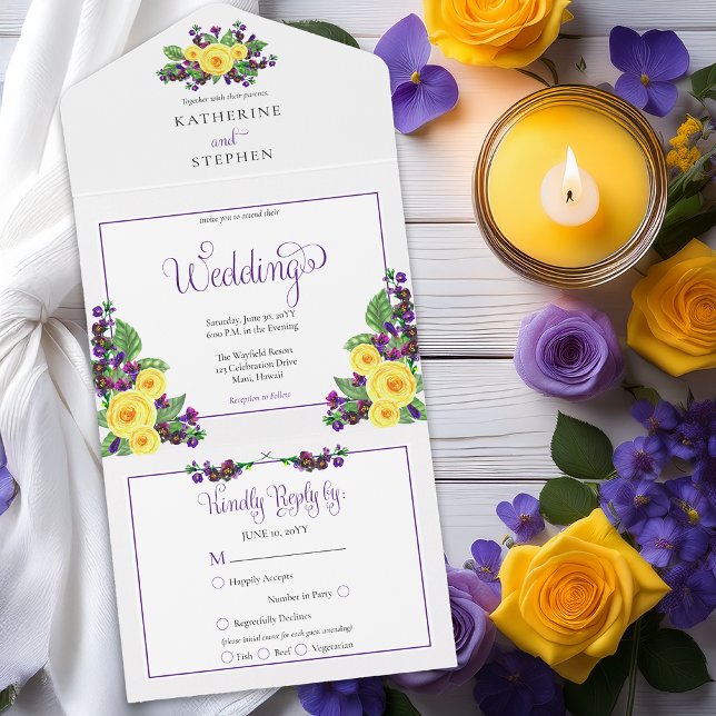 Rosas Amarelas | Casamento Floral Violets Boho (Elegant Yellow Roses and Purple Violets Floral All in One Wedding Invitation)