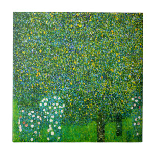 Rosas de Gustavo Klimt sob o azulejo da árvore de
