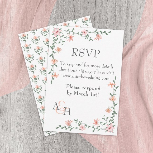 Rosas de Pêssego, Cartão RSVP de Casamento de Vinh (lilac, purple, peach mixed floral patterns, rose vines, border corner wedding rsvp enclosure card)